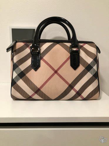 burberry laukut|Burberry purses for women.